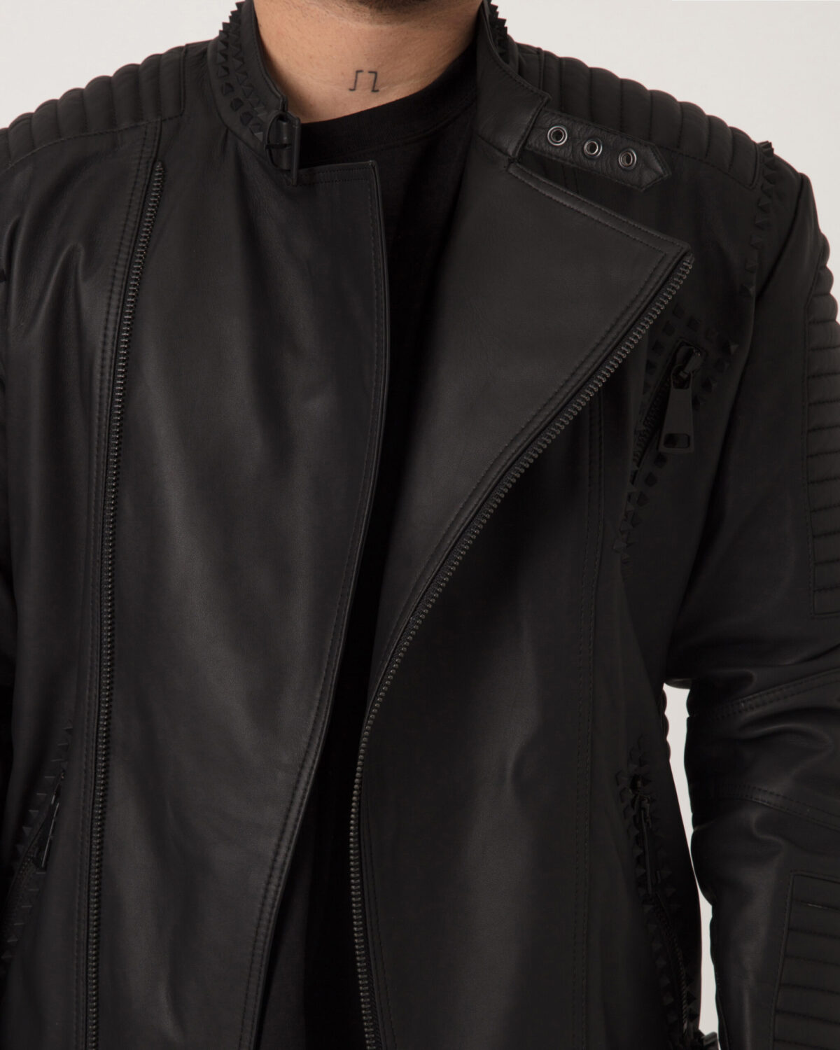 20201211_THEISSLA4453-2 Men’s Matte Biker Leather Jacket