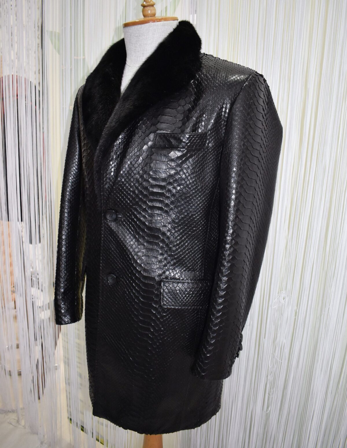 695e59cf59f447123fa5028d.jpg Genuine Python Leather Coat: Men's Black Navy Blue Mink Fur Collar
