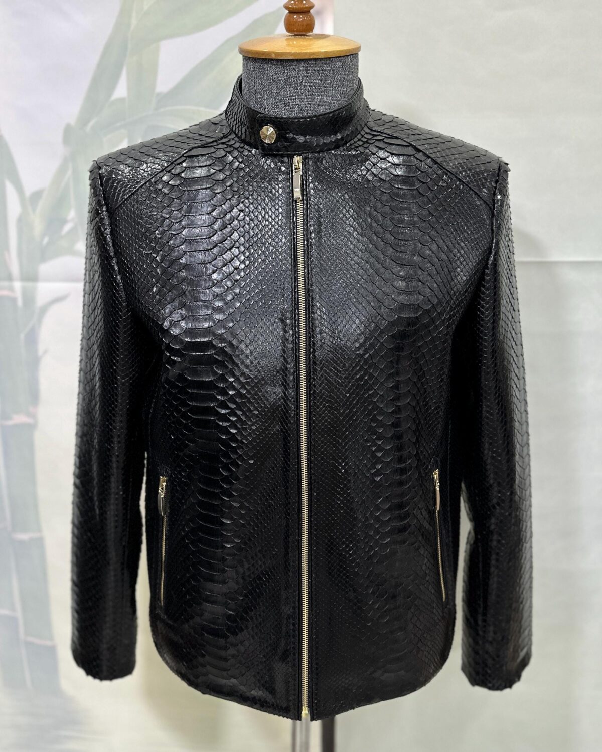695e59f059f447123fa5472c.jpg Luxury Men's Black Python Leather Genuine Snake Skin Exotic Moto Jacket