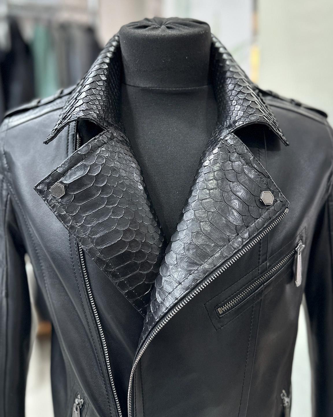 695e59f259f447123fa54eeb.jpg Men's Real Python Skin Trim Genuine Leather Black Luxury Motorcycle Biker Jacket