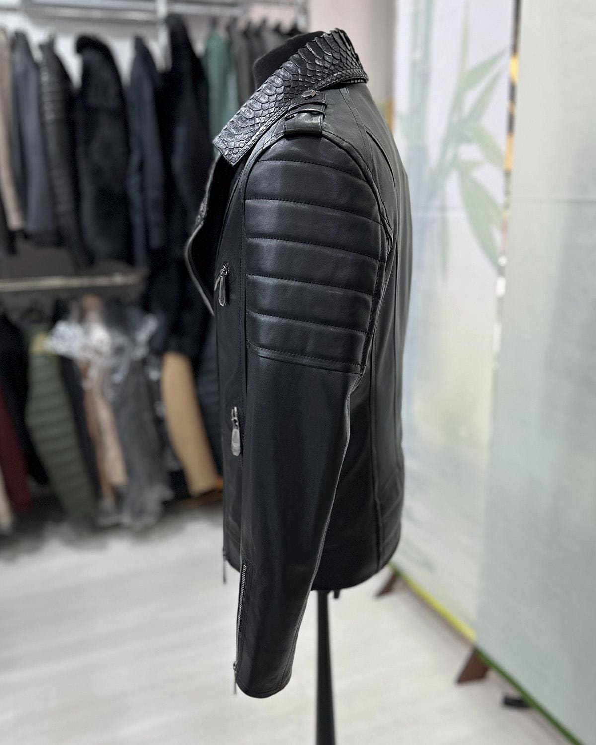 695e59f259f447123fa54f15.jpg Men's Real Python Skin Trim Genuine Leather Black Luxury Motorcycle Biker Jacket