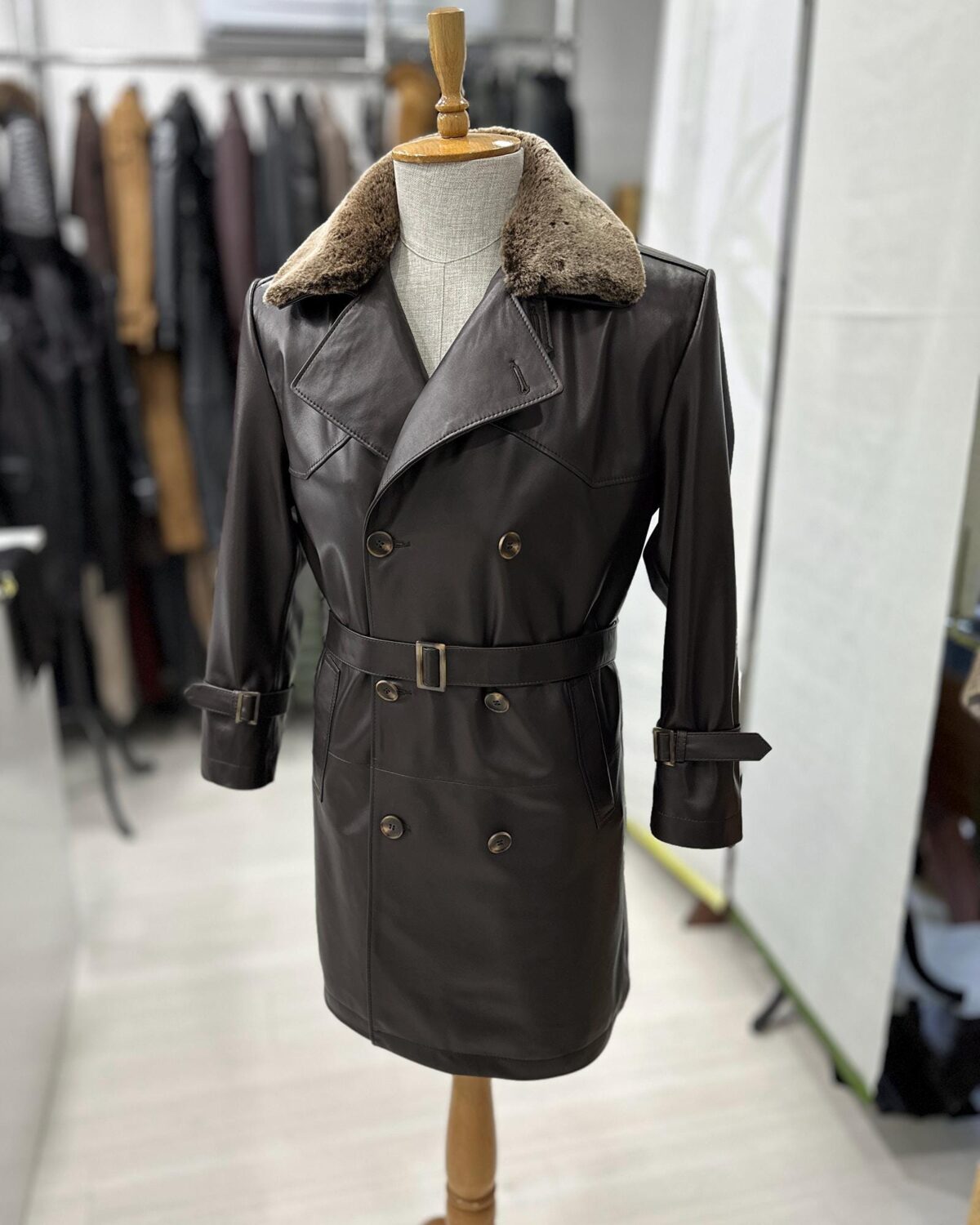 Men's Lambskin Leather Trench Coat: Shearling Fur Collar