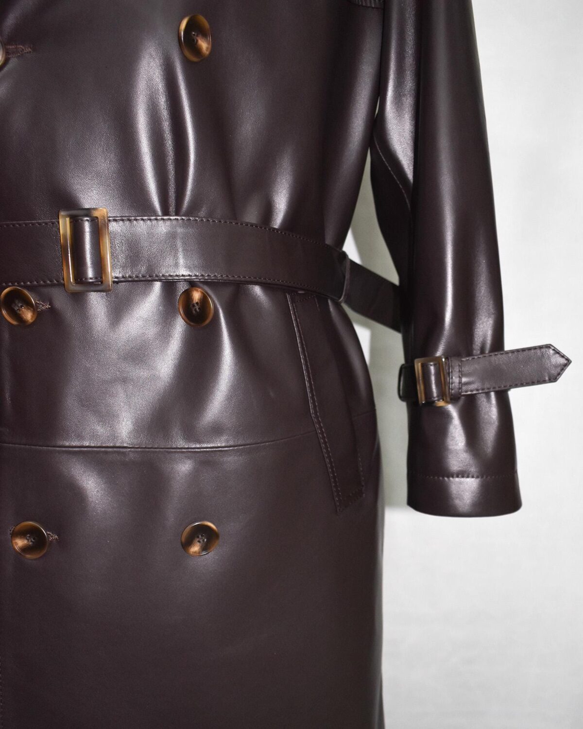 Men's Lambskin Leather Trench Coat: Shearling Fur Collar