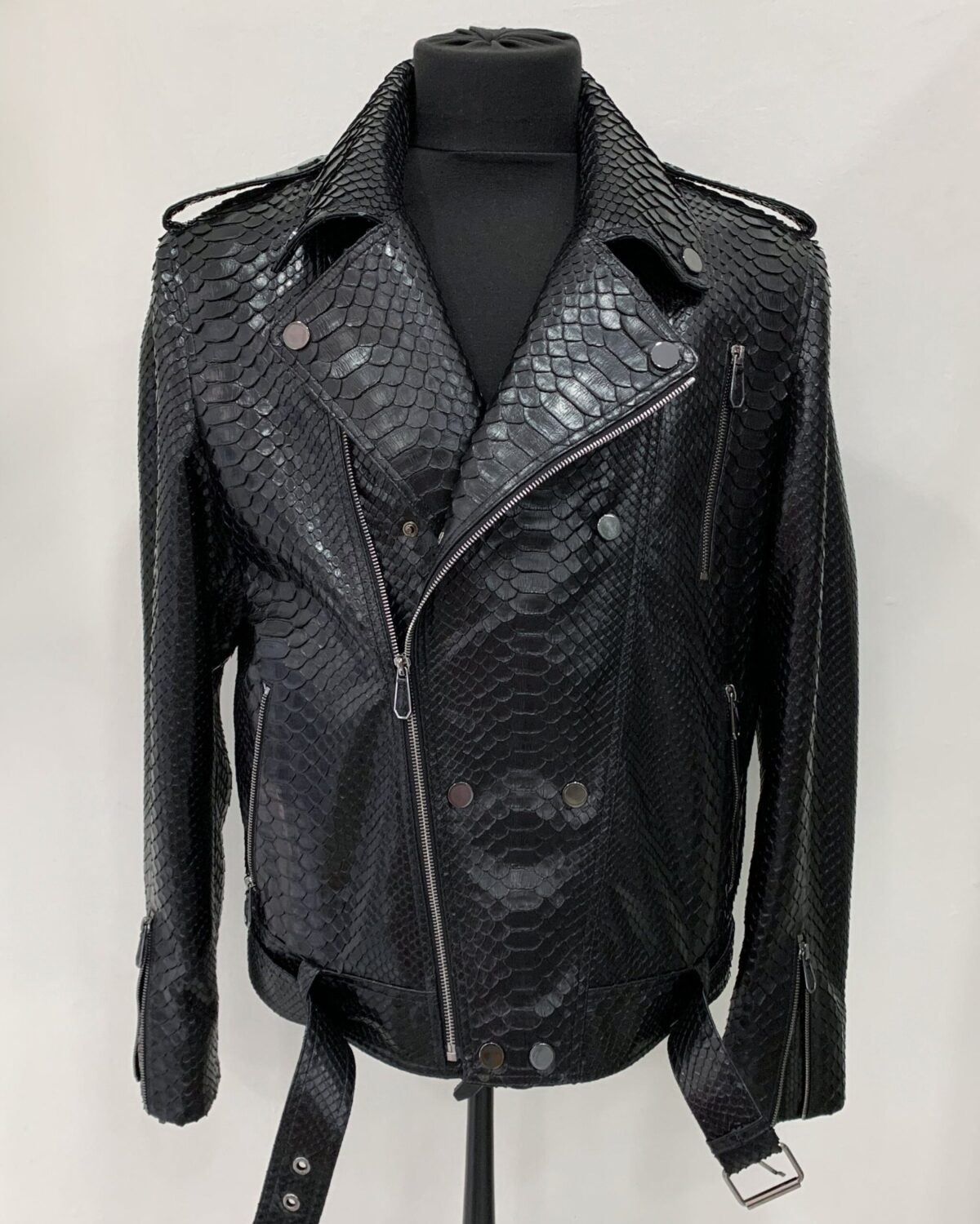 695e5a3d59f447123fa57ee4.jpg Genuine Python Leather Men's Luxury Exotic Snake Skin Black Motorcycle Biker Jacket