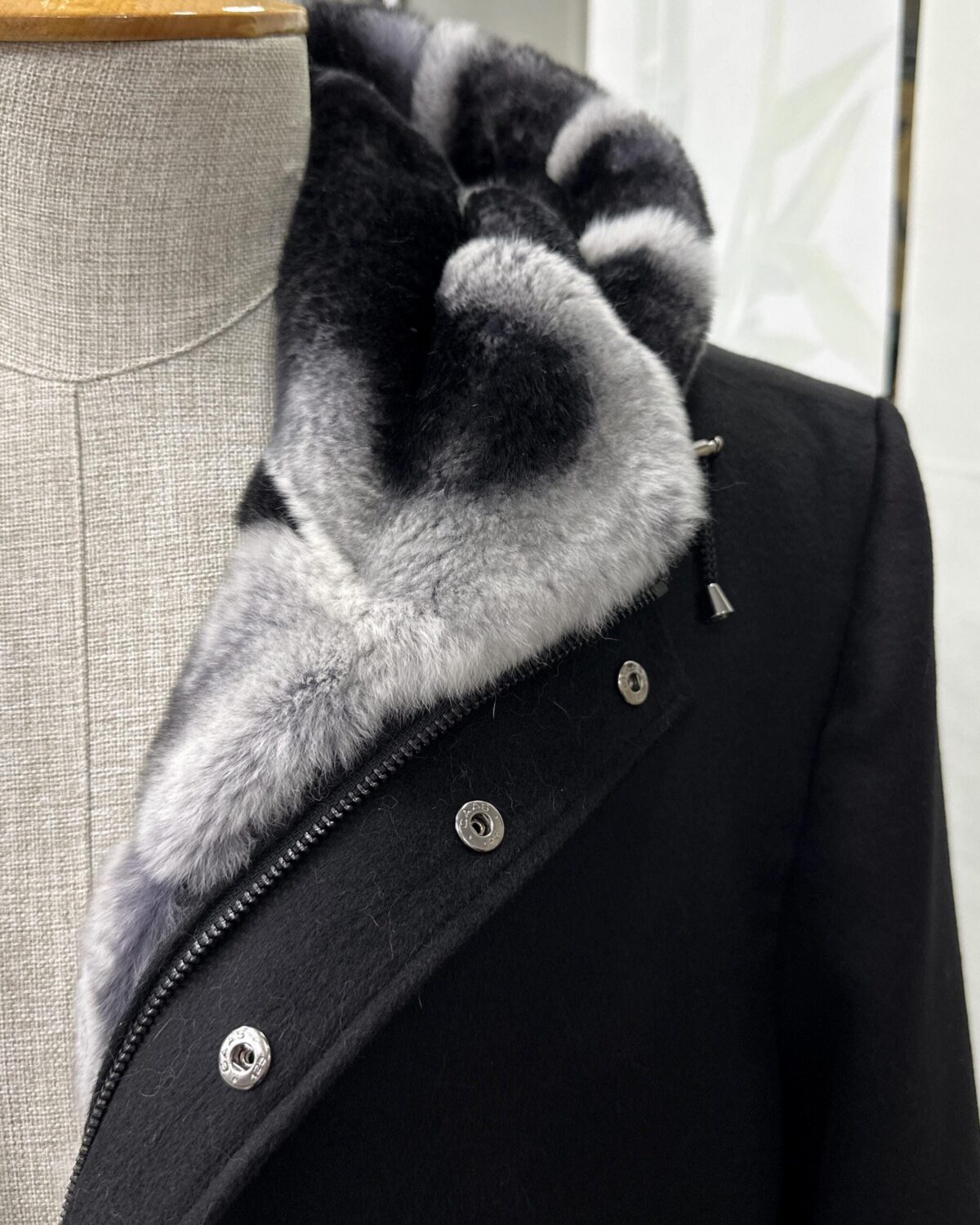 695e5a9459f447123fa58298.jpg Luxury Cashmere Coat with Rex Rabbit Fur Trim | Long Black Winter Hooded Overcoat